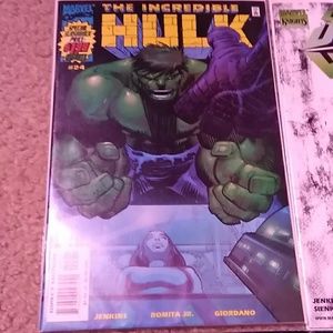 The Incredible Hulk 4 Comics